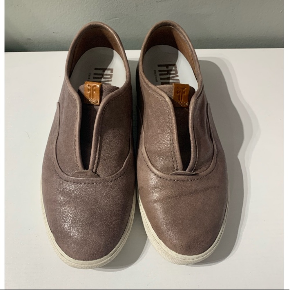 FRYE women’s maya CVO Slip-On sneakers